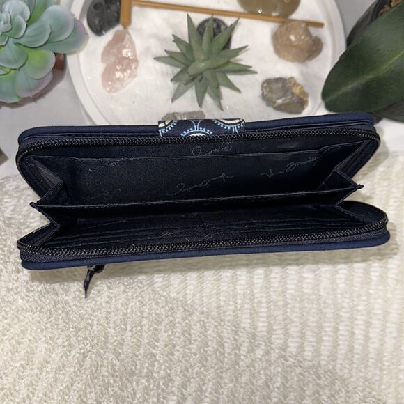 Vera Bradley RFID Navy Blue White Coral Quilted Large Turnlock Wallet - Picture 8 of 11
